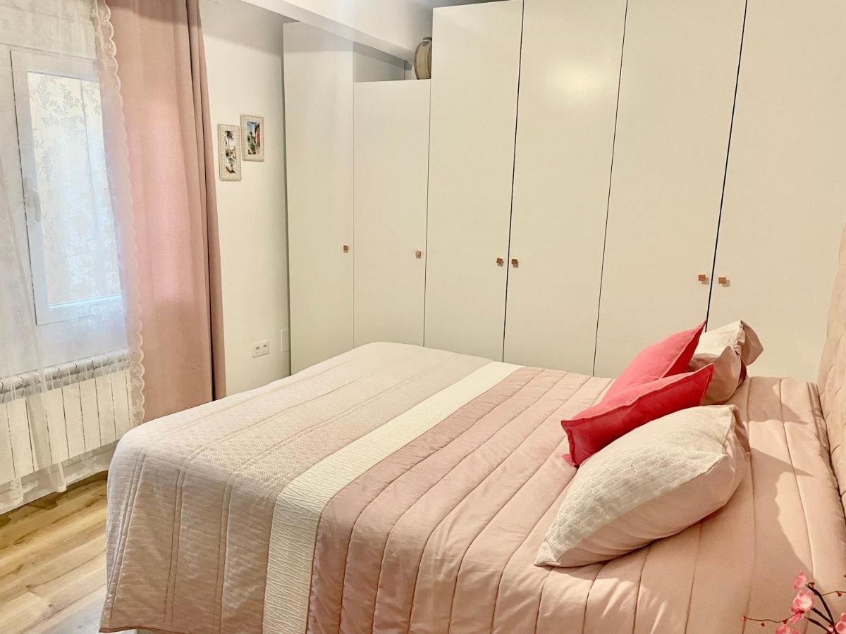 In Love Zamora Ngoại thất bức ảnh