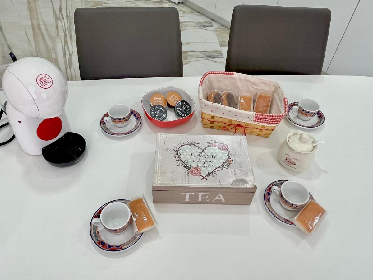 In Love Zamora Ngoại thất bức ảnh